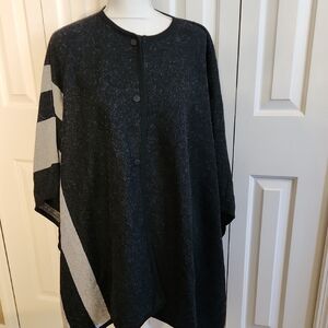 Modena, Elegant Black and Gray Women's Cape, NWT, Oversize